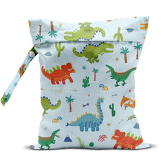 HDHBP wet bag keeps baby swimwear neatly separated on the go.