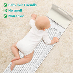 Hemobllo skin-friendly material ensures gentle measurements on newborn skin.