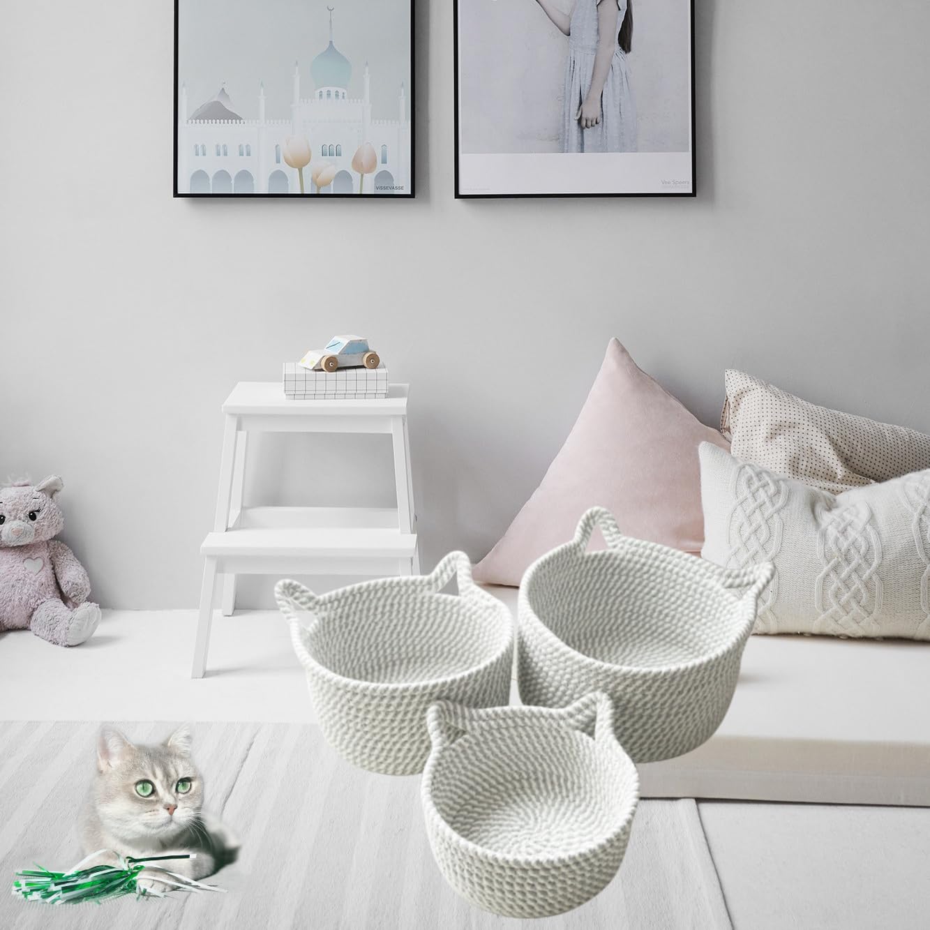 HENGYOU cat ears basket on shelf adds cute decor