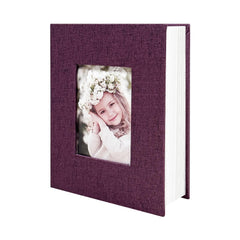 HenPisen photo album with 100 top-loading pockets for quick insertion and display.
