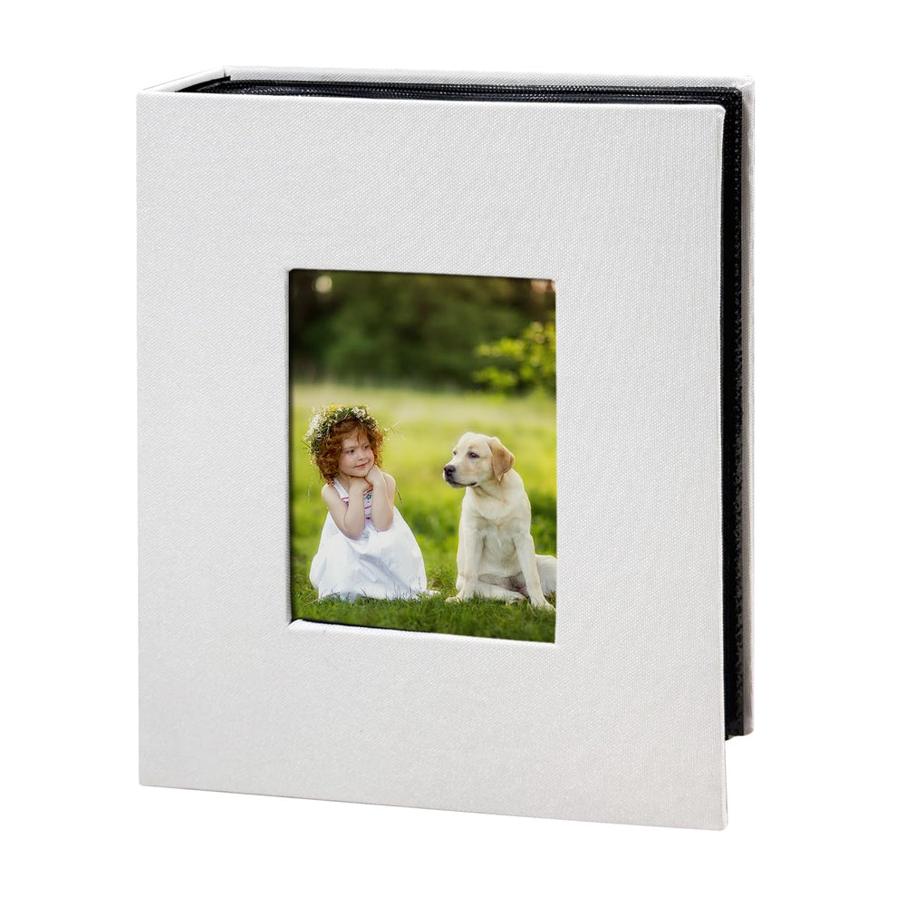 HenPisen photo album with 200 pockets for tidy 4x6 memories