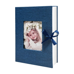 HenPisen photo album blue linen cover, ideal for elegant memory display.