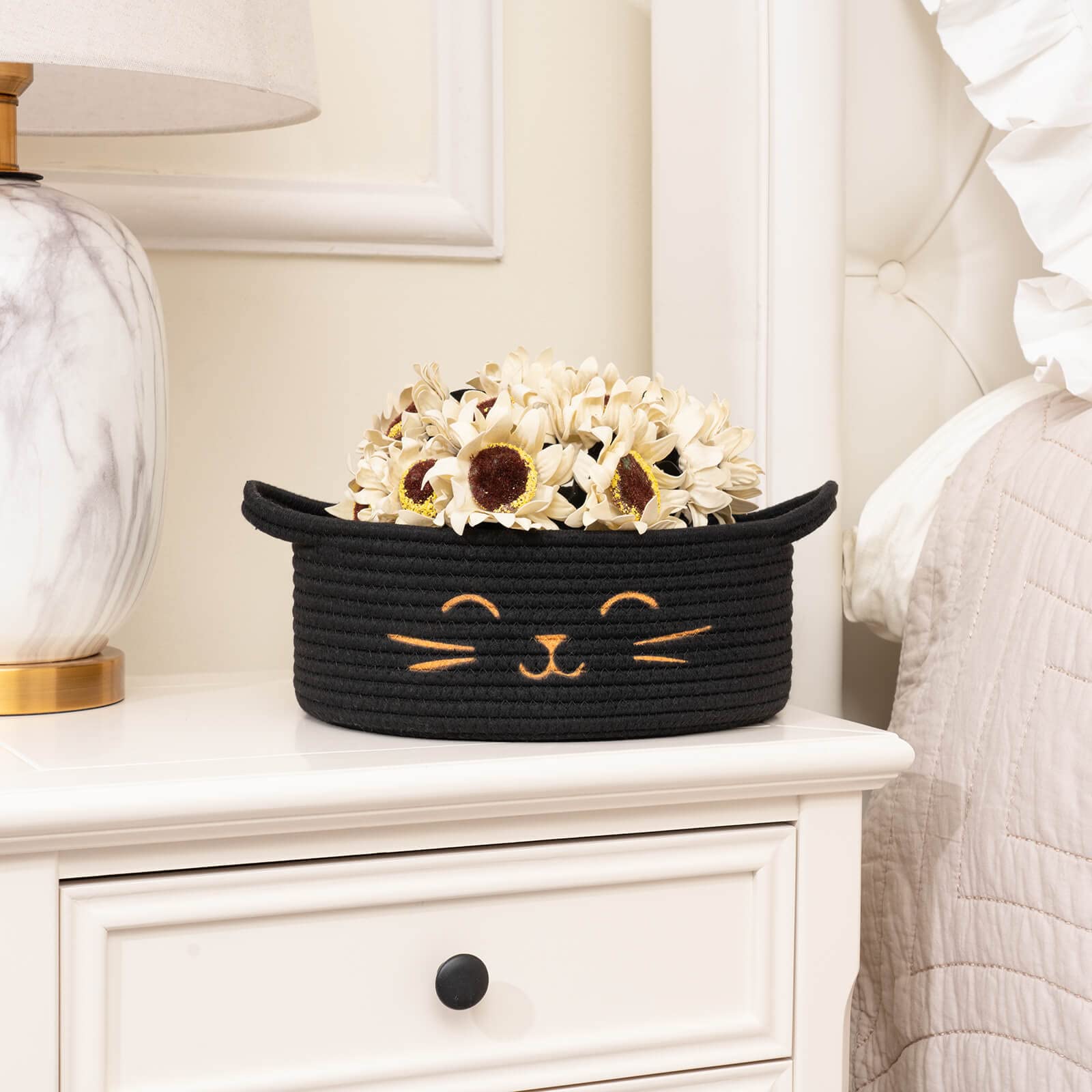 HiChen gift-basket-idea showcases a charming present option.
