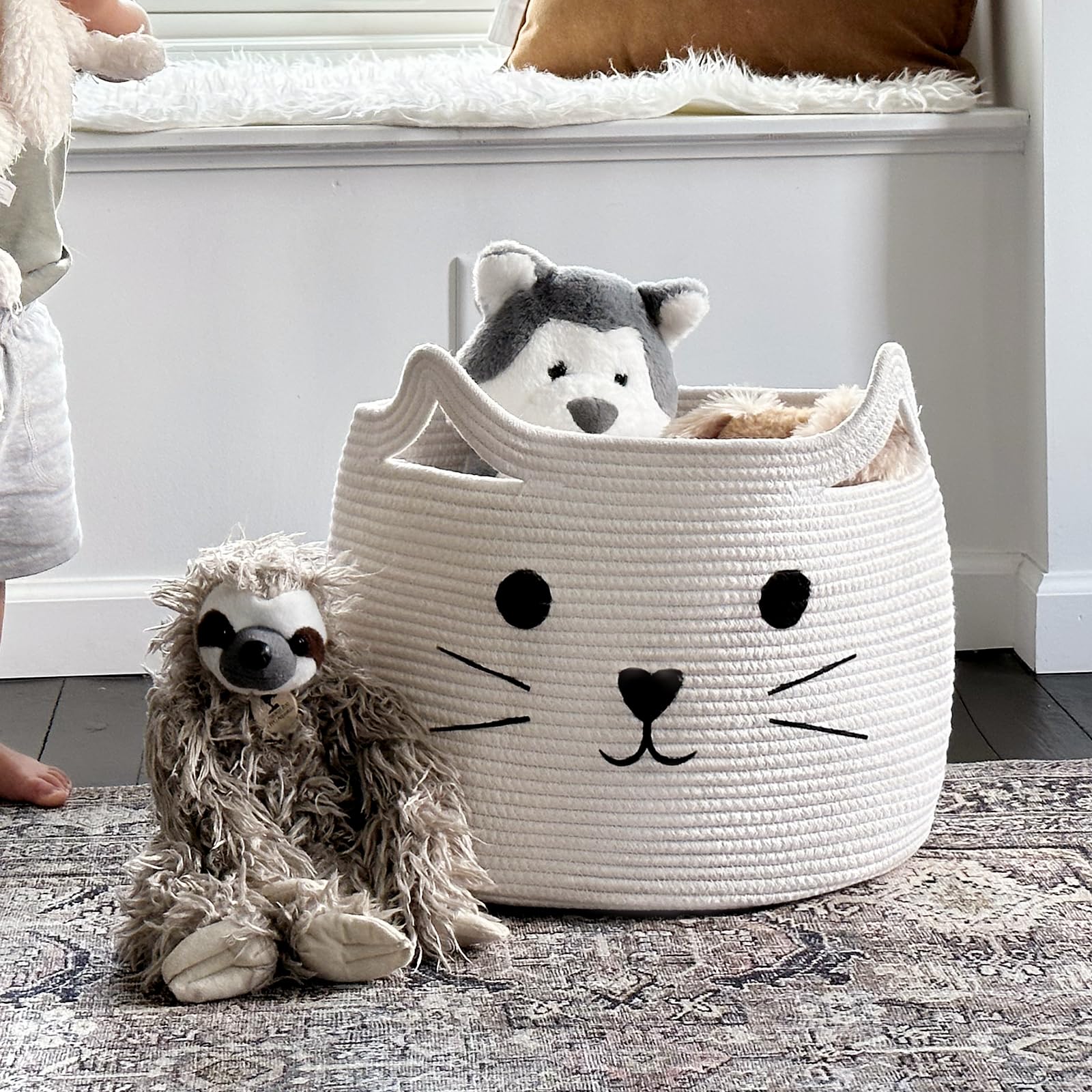 HiChen neutral color decorative basket in a modern living room