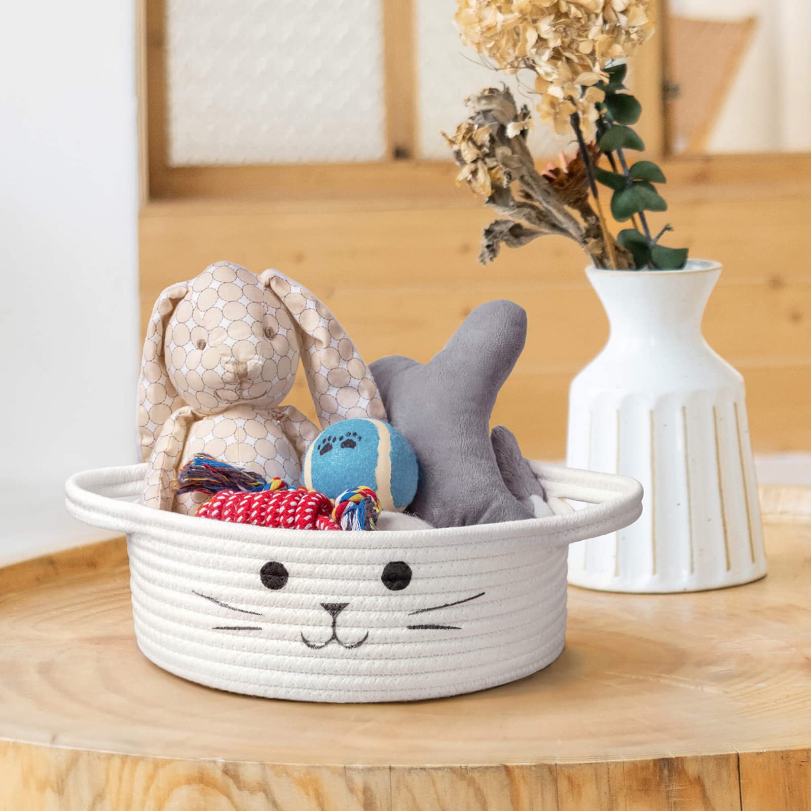 HiChen portable basket with sturdy handles for quick transport around the home.