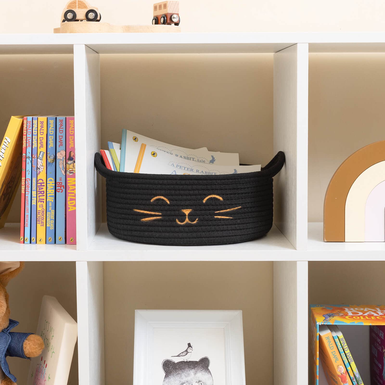 HiChen rope-basket-texture-closeup highlights soft material and sturdy construction.
