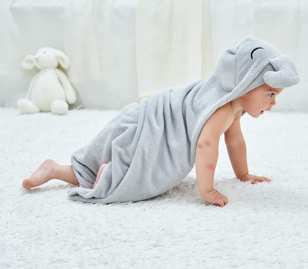 HIPHOP PANDA 30x30 inch towel offers ample wrap for newborns