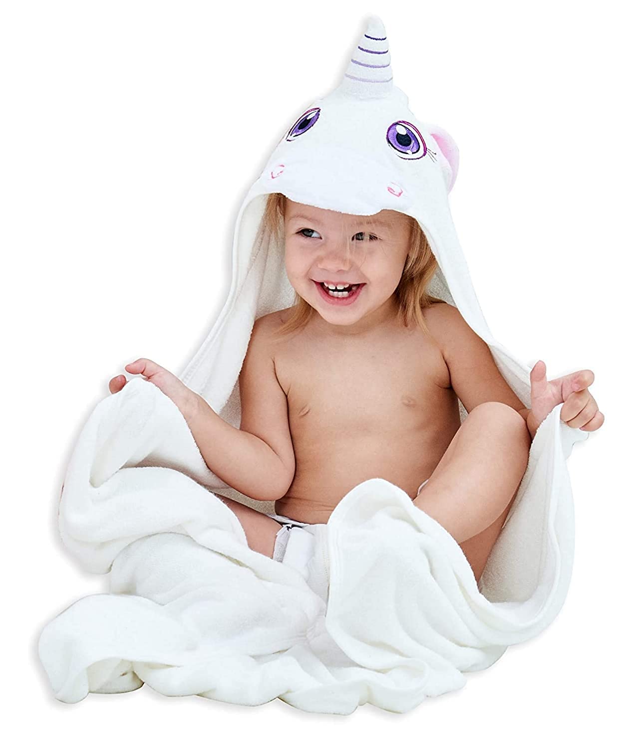 HIPHOP PANDA hooded towel with bear ears keeps baby cozy after bath.