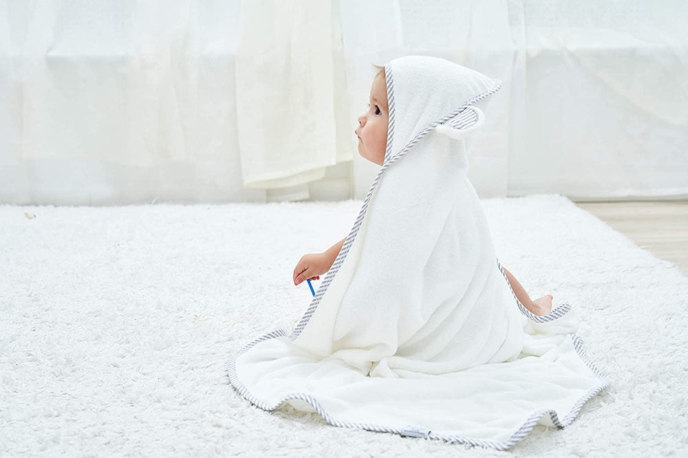 Two-layer HIPHOP PANDA towel showing plush thickness