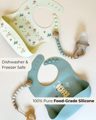 Hippypotamus feeder lid and handles promote travel safety and leakage prevention.