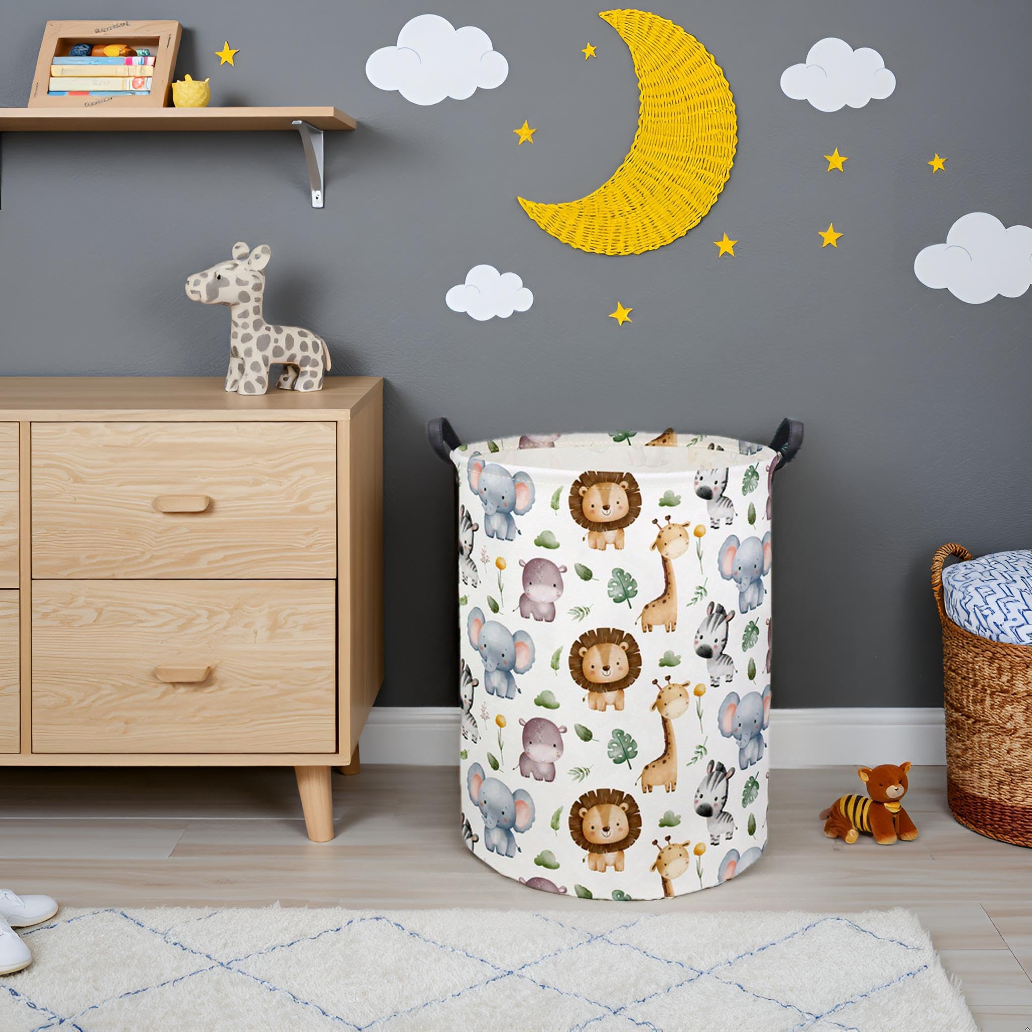 HIYAGON folded-design hampers saves space when not in use.
