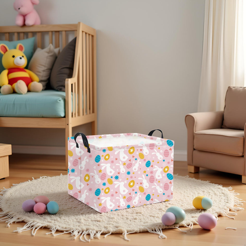 HIYAGON basket with leather handle enables easy carrying.