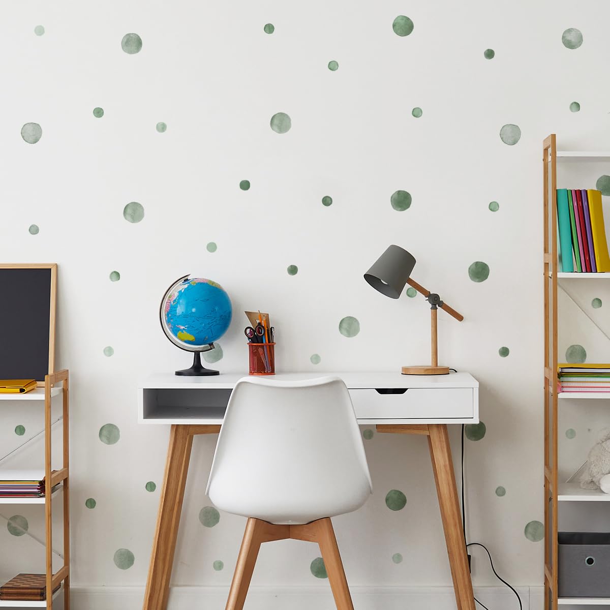 HJKlove premium vinyl finish delivers vibrant colors that endure daily use.