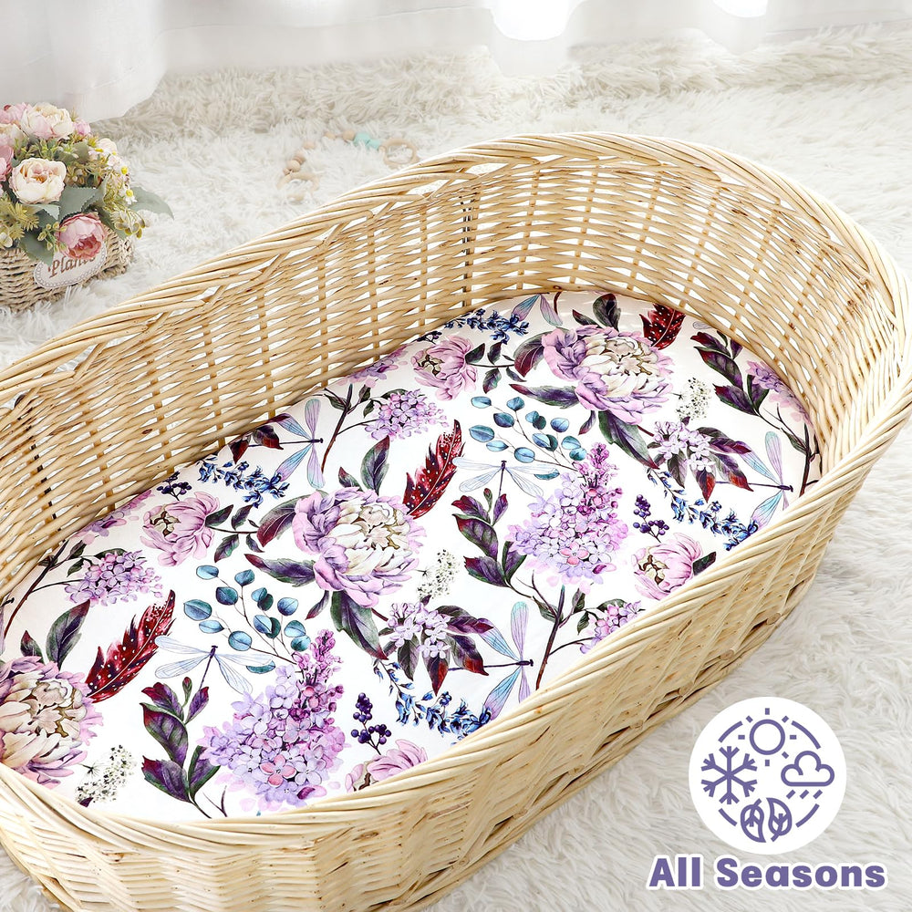 HNHUAMING bassinet sheet stays in place, reducing slips during naps.