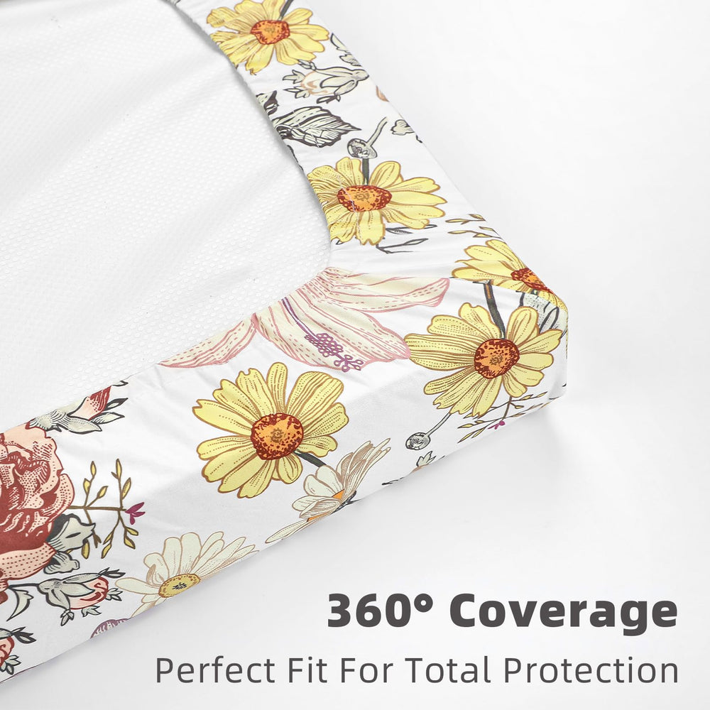 HNHUAMING changing pad cover is machine washable for quick cleanup between changes.