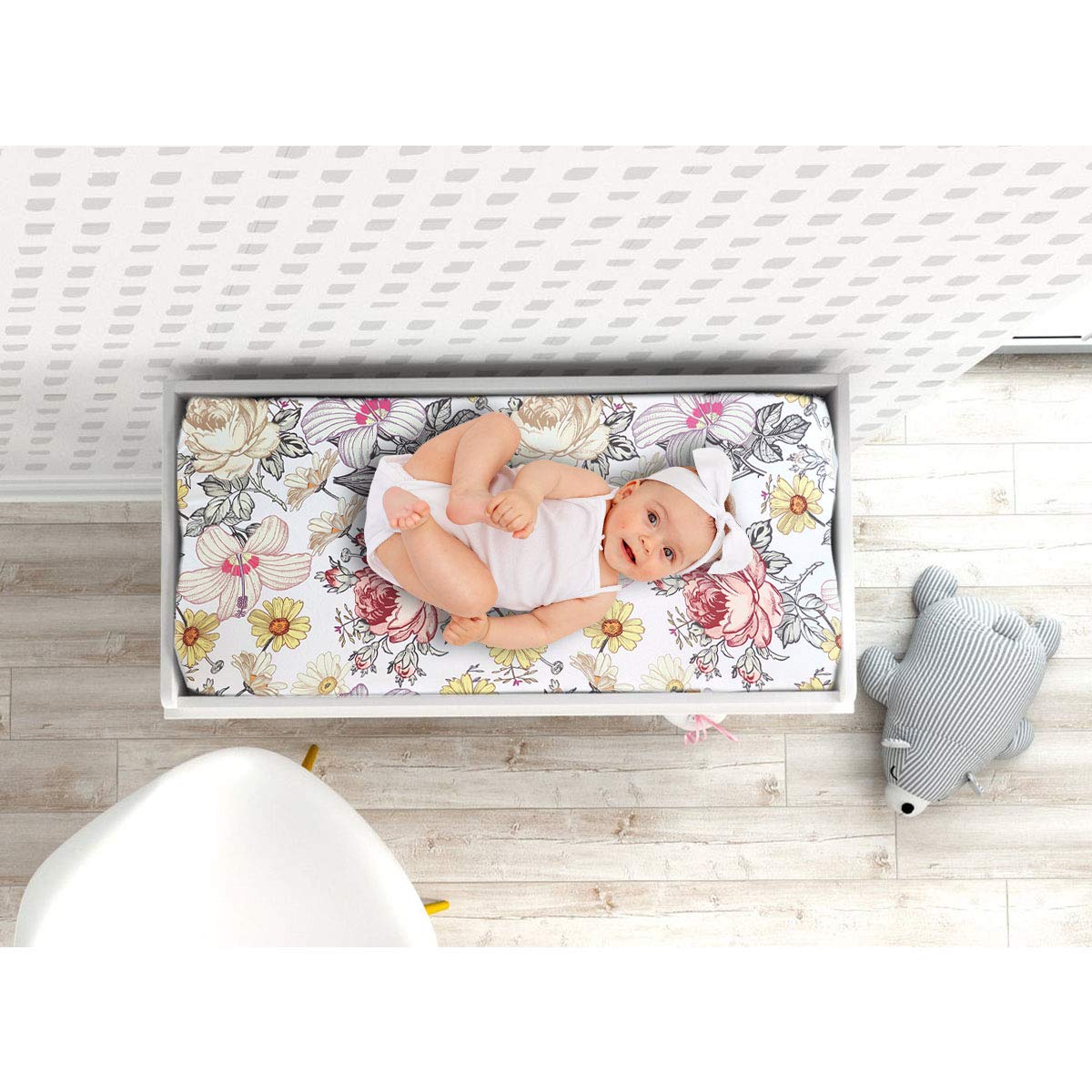 HNHUAMING unisex floral pattern suits both boys and girls in any nursery space.