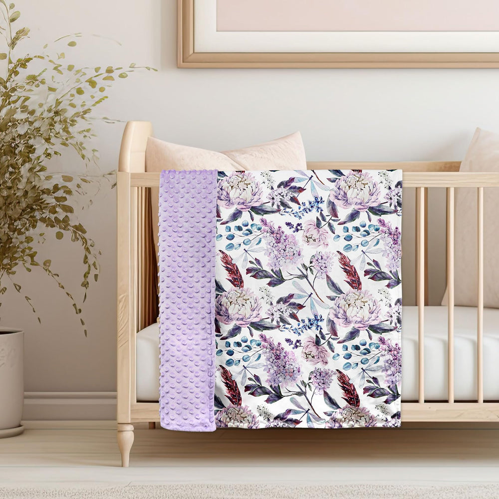 HNHUAMING blanket doubles as a nursing cover for privacy.