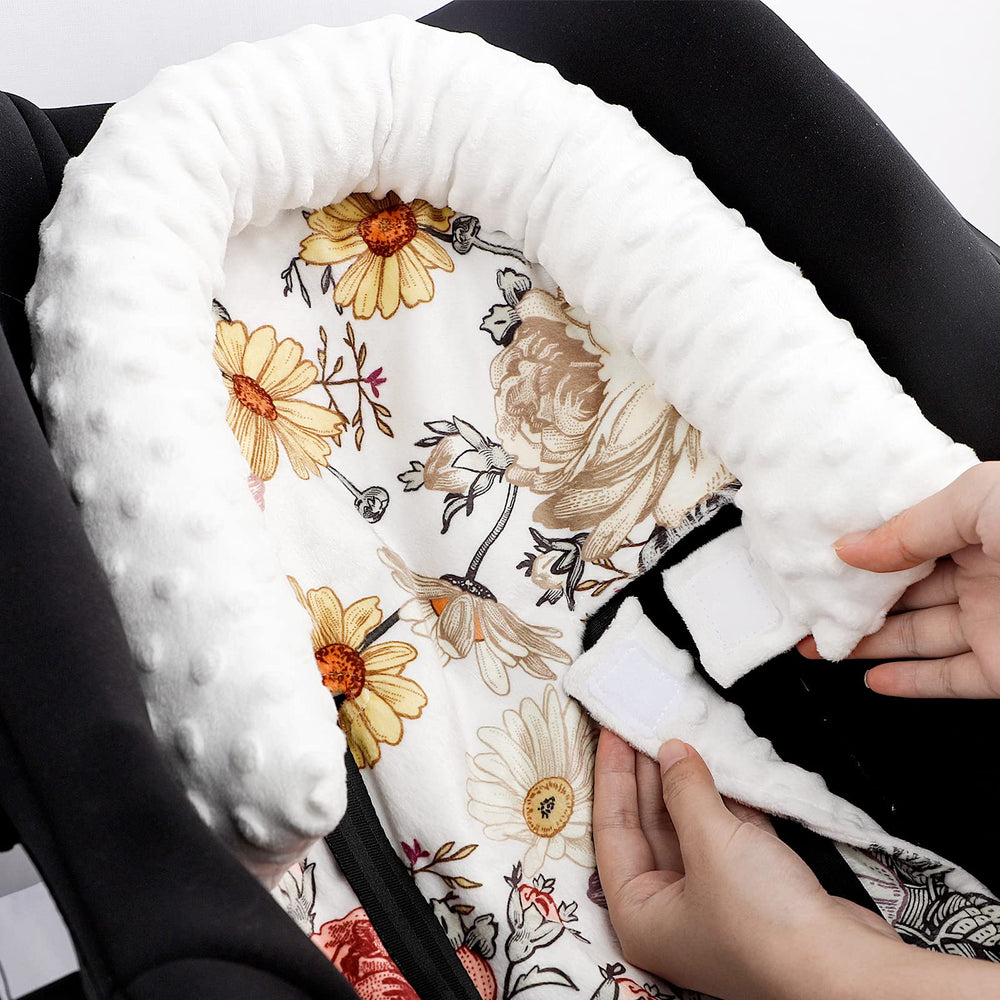 HNHUAMING strap cover with belt guard protects baby from belt irritation