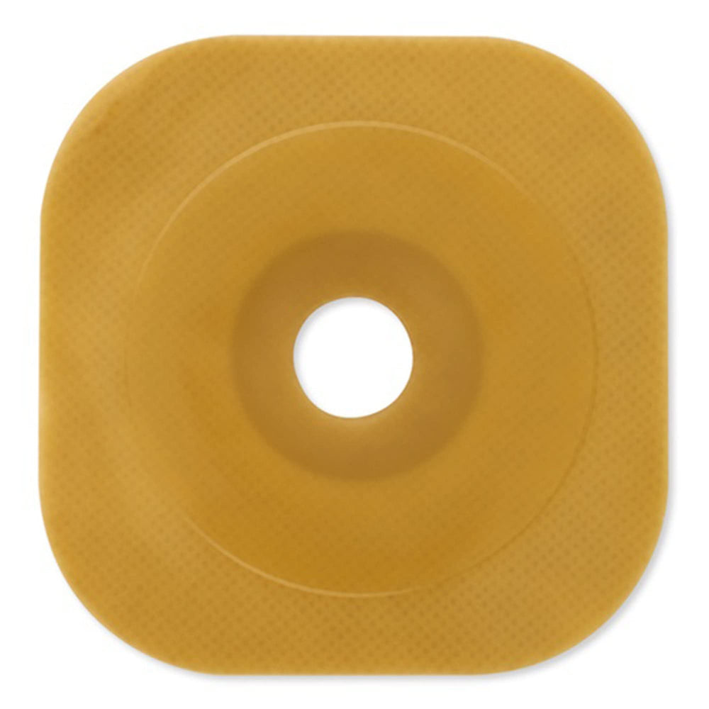 Hollister FlexWear floating flange design enables flexible wear and movement comfort.