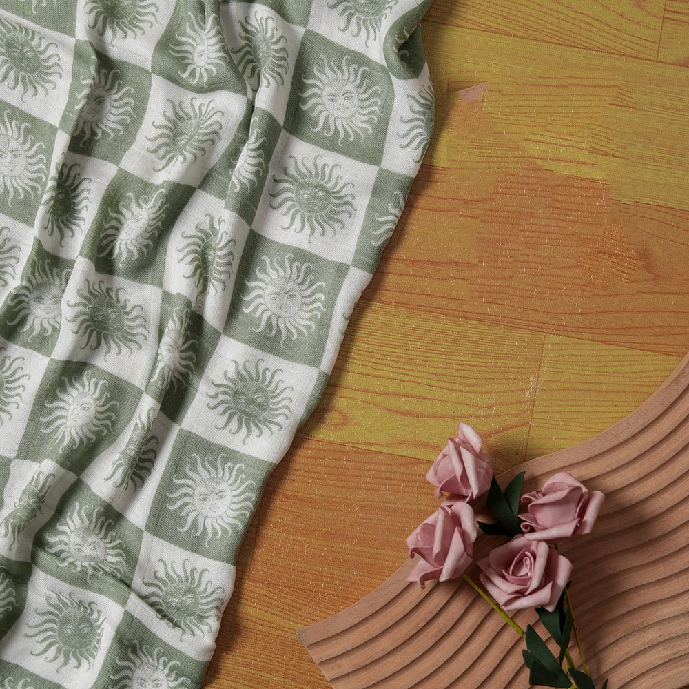 Hollyoo swaddle blanket doubles as baby wrap for summer and winter comfort