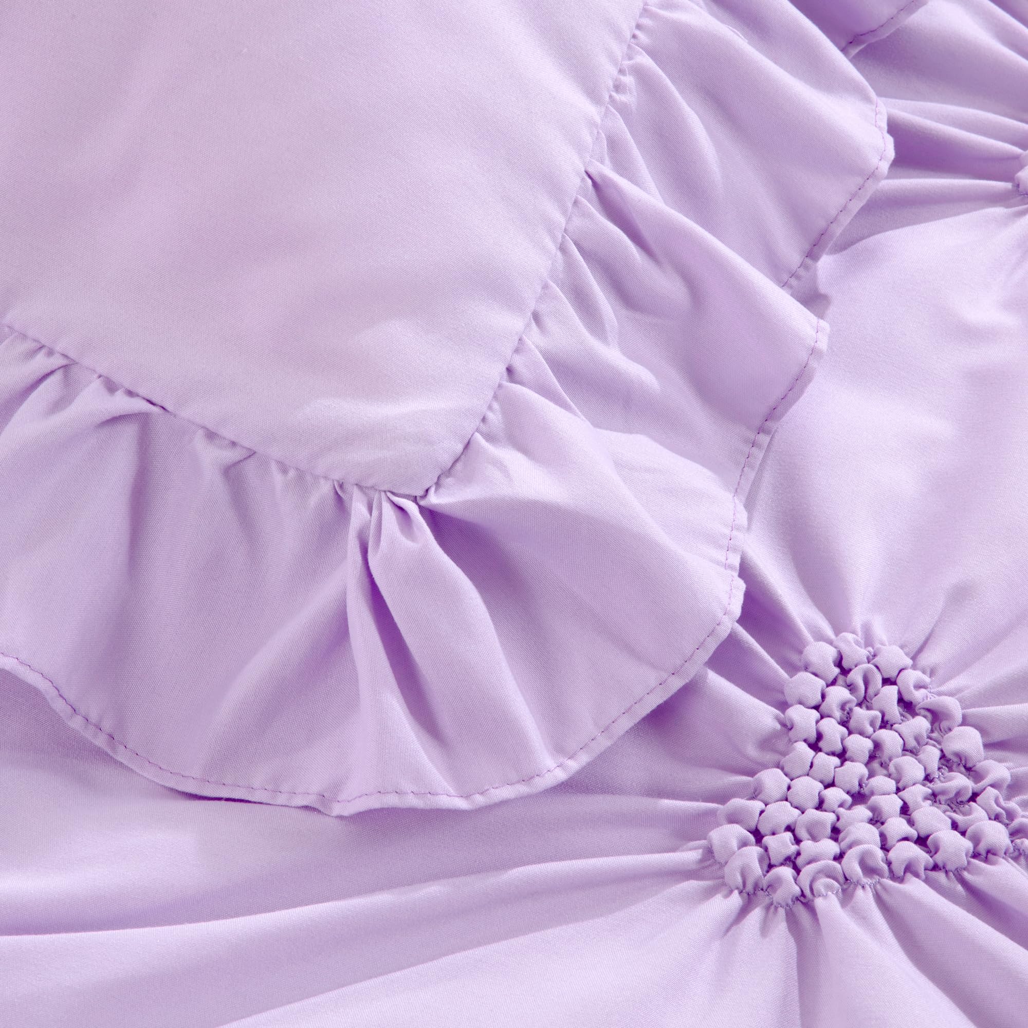 HOMBYS fitted sheet fits standard toddler beds securely.