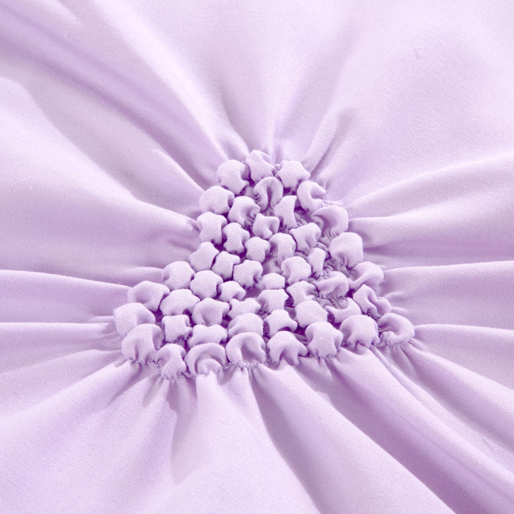 HOMBYS machine-washable bedding makes cleanup easy.