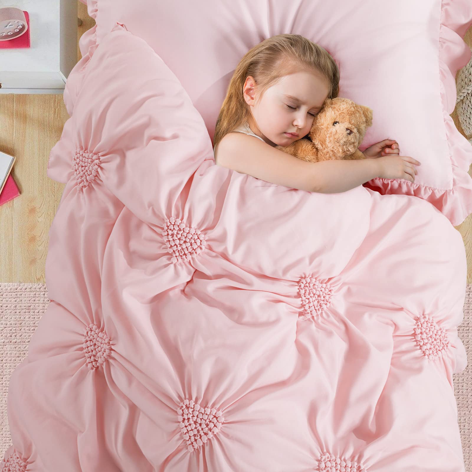 HOMBYS ultra-soft polyester fabric delivers gentle touch and durability.