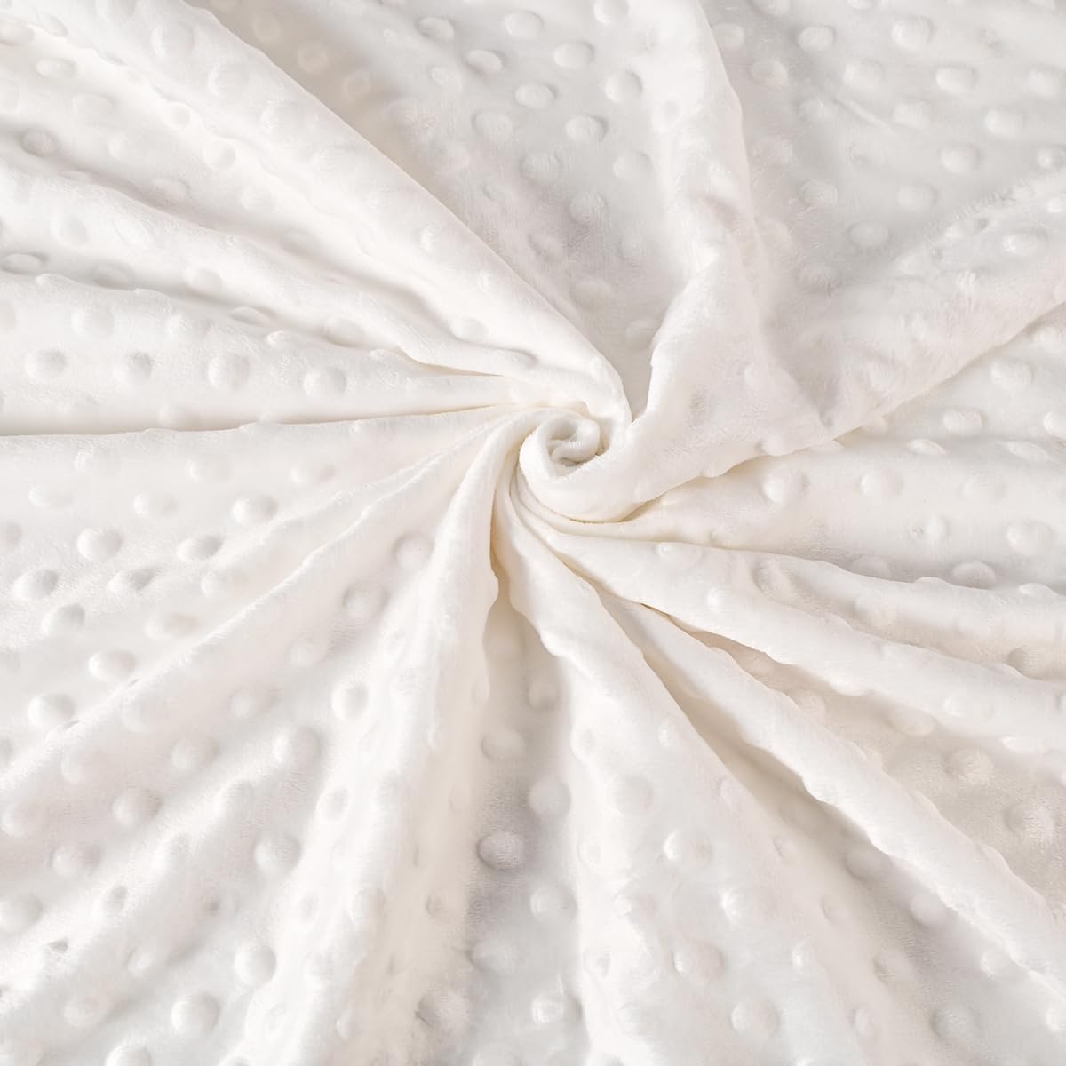 HomeyHues 3D dotted texture adds tactile interest for baby exploration