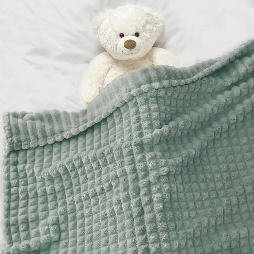 HOMRITAR 3D convex texture adds tactile comfort during naps.