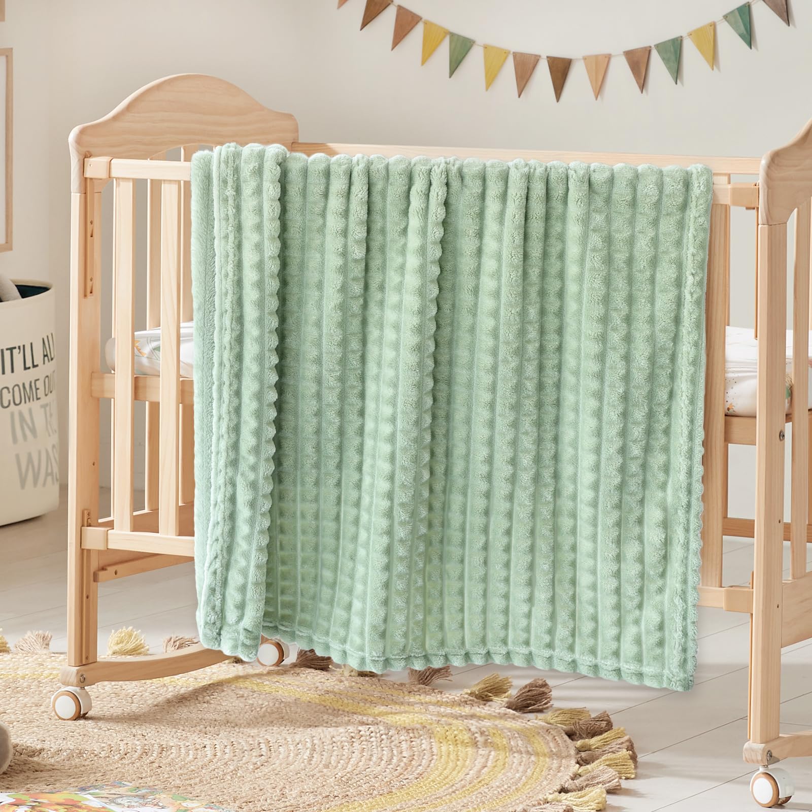 HOMRITAR 30x40 inch blanket sized for infants and toddlers