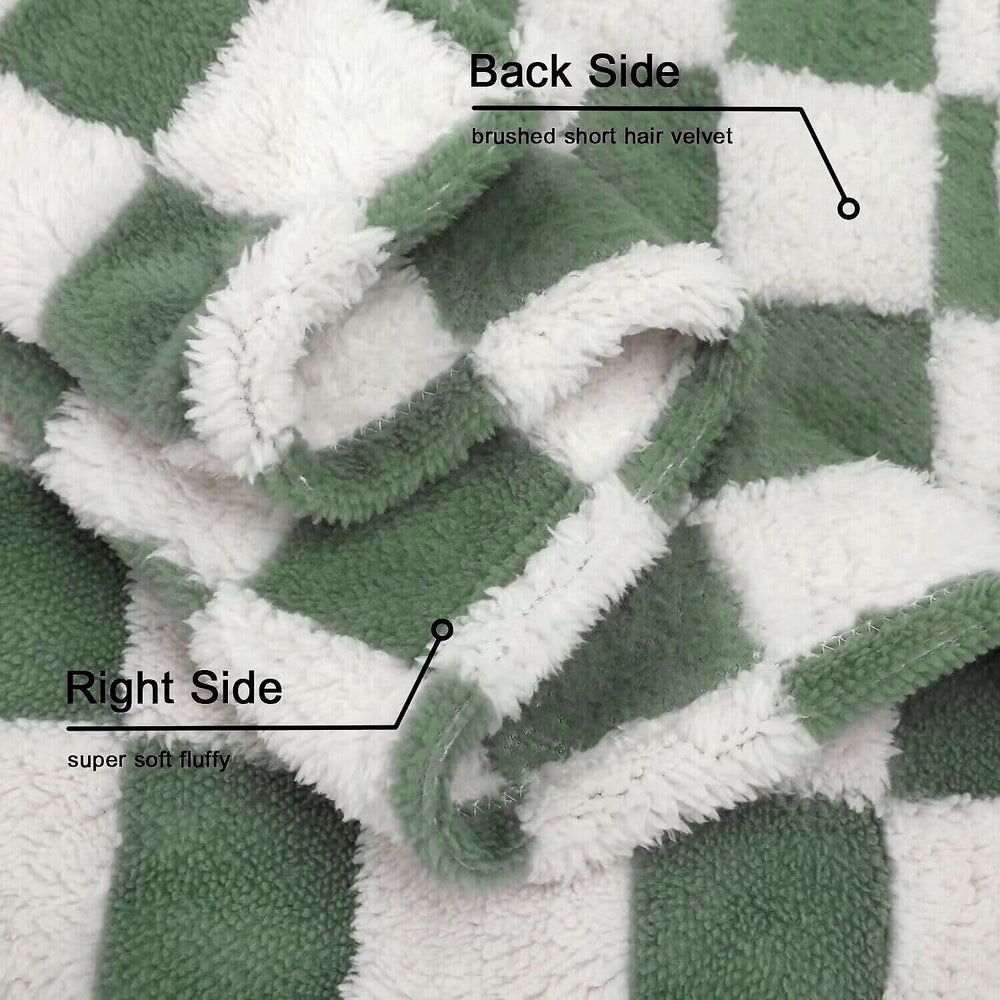 HOMRITAR soft fleece blanket delivers cozy warmth with breathable comfort.
