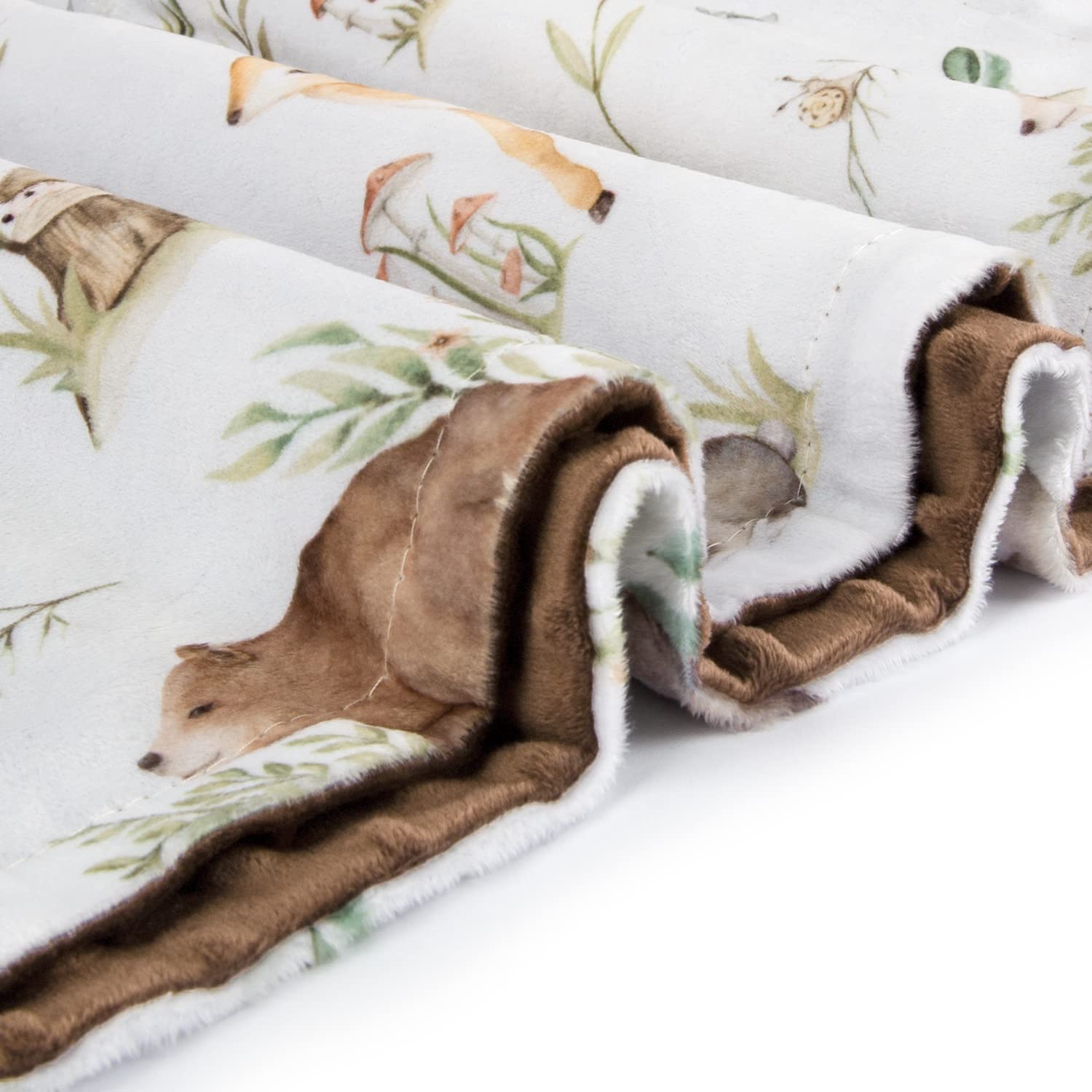HOMRITAR soft plush fabric delivers gentle touch for delicate skin during naps.