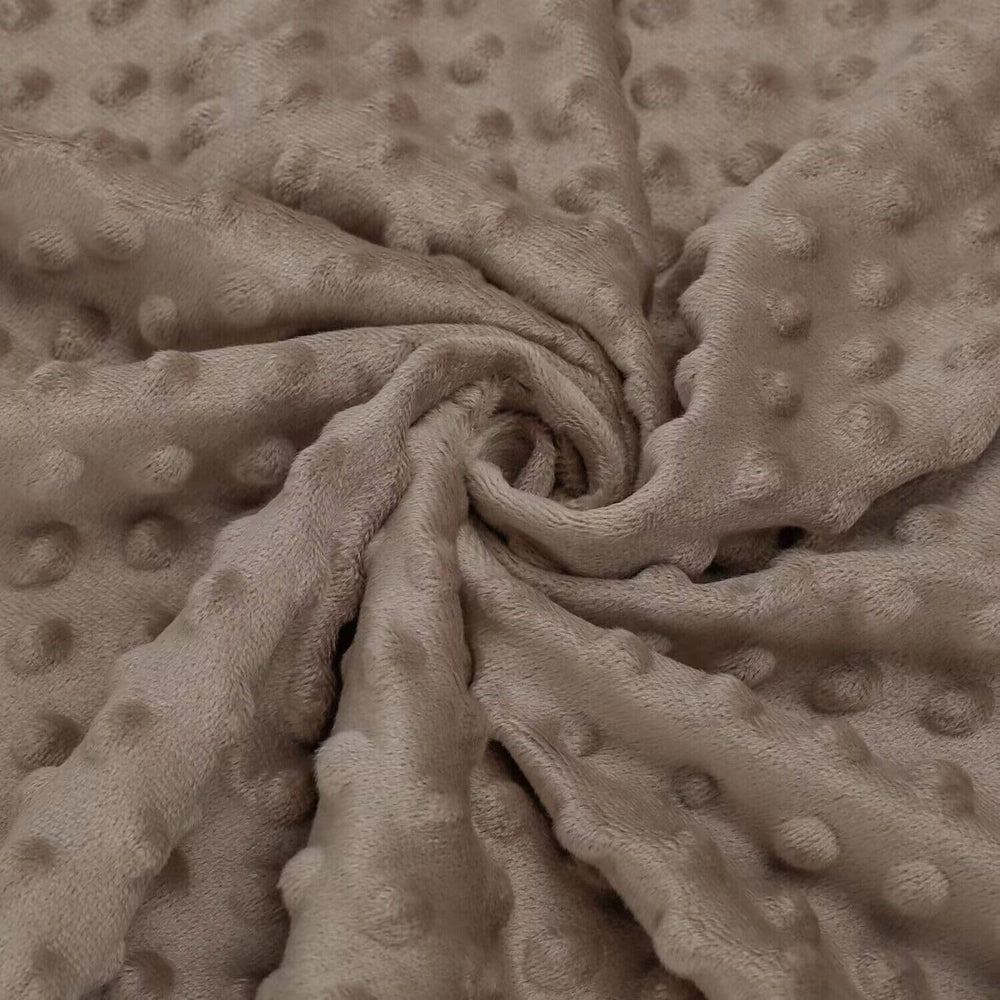 HOMRITAR soft plush polyester fabric feels gentle on baby's skin.