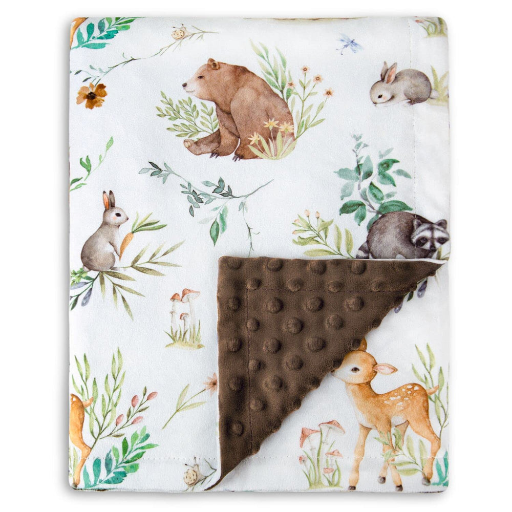 HOMRITAR woodland animals blanket adds cozy nursery decor and soft comfort.