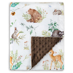 HOMRITAR woodland animals blanket adds cozy nursery decor and soft comfort.