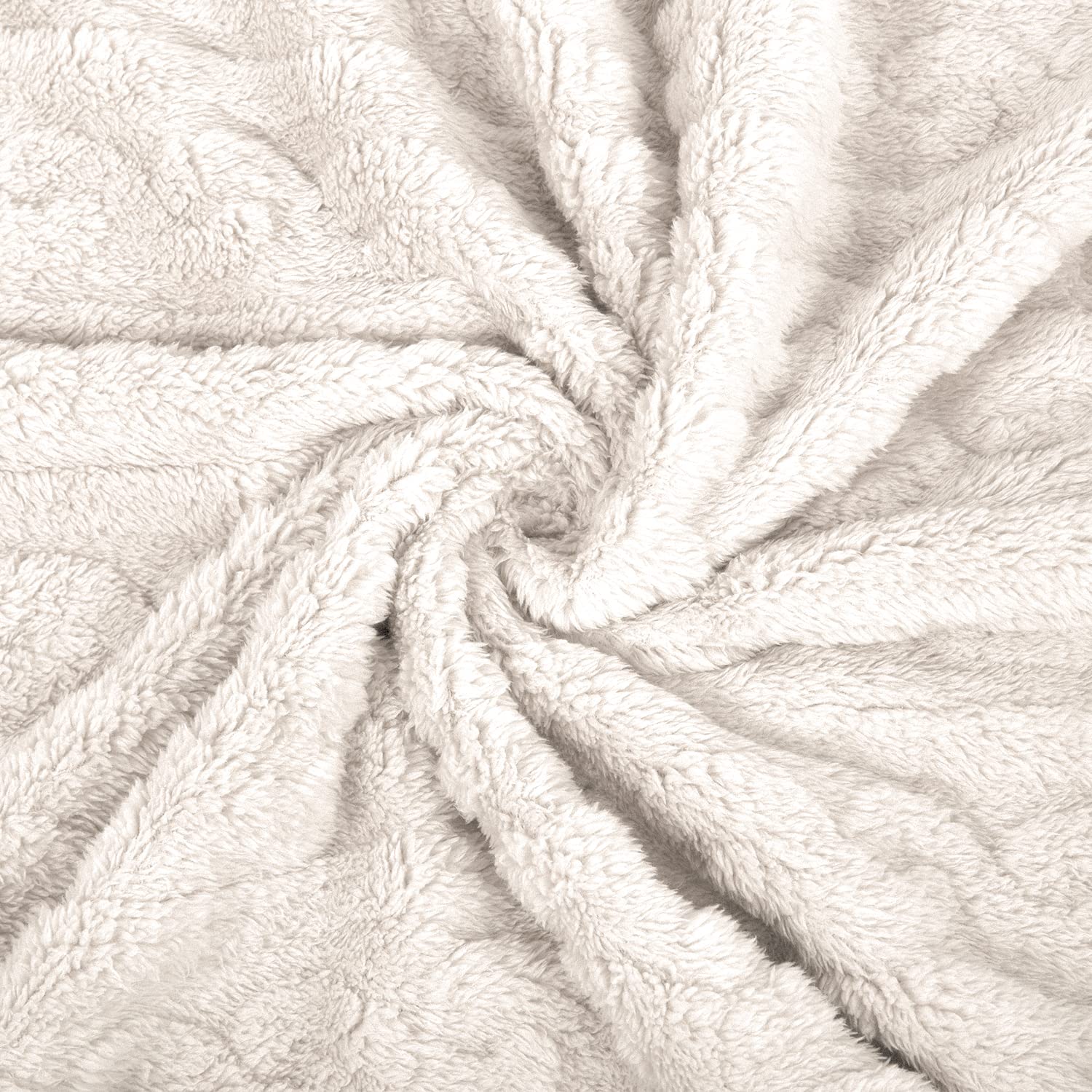 HOMRITAR 50x60 throw blanket for versatile cuddle sessions