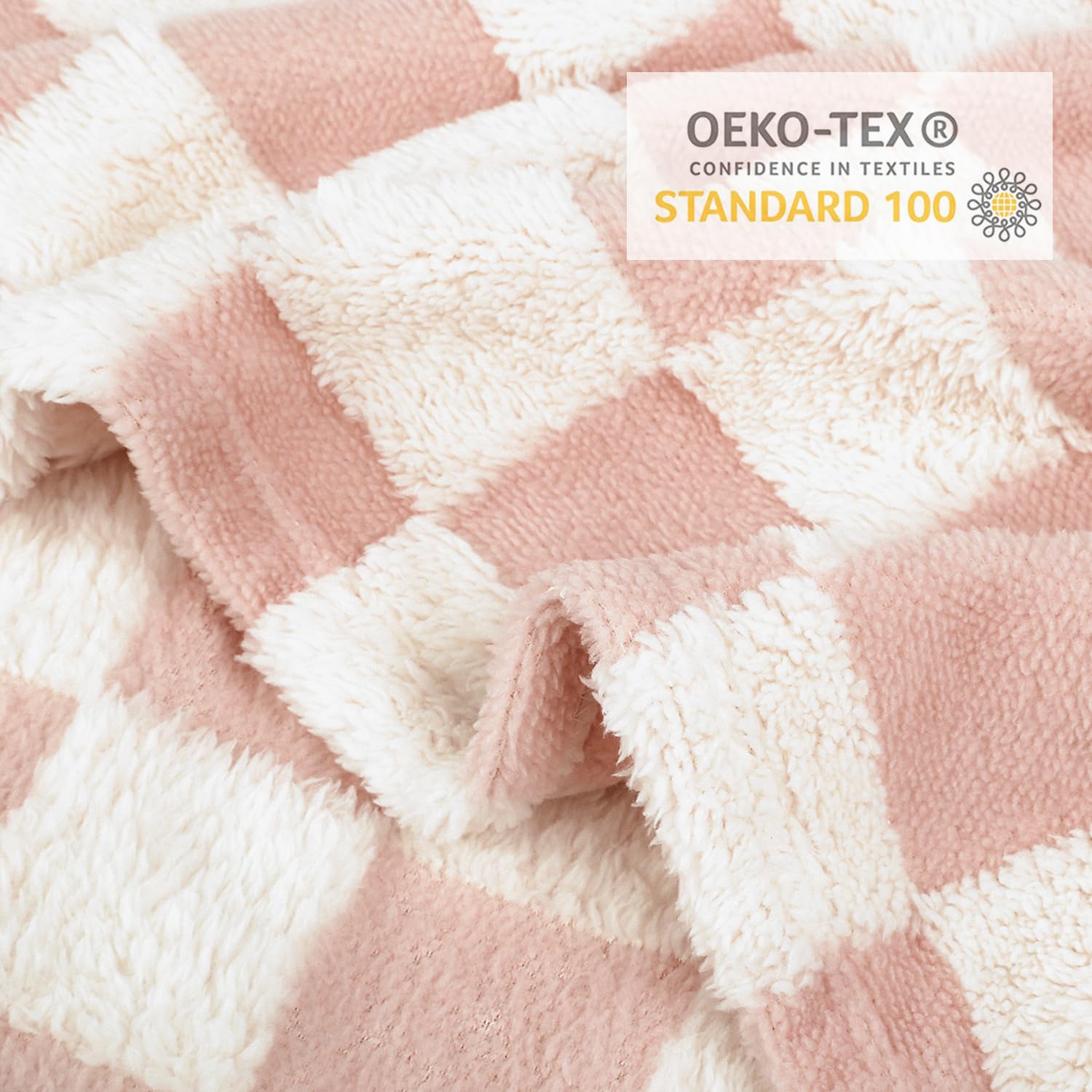 HOMRITAR pink checkered blanket complements nursery decor while keeping baby snug.