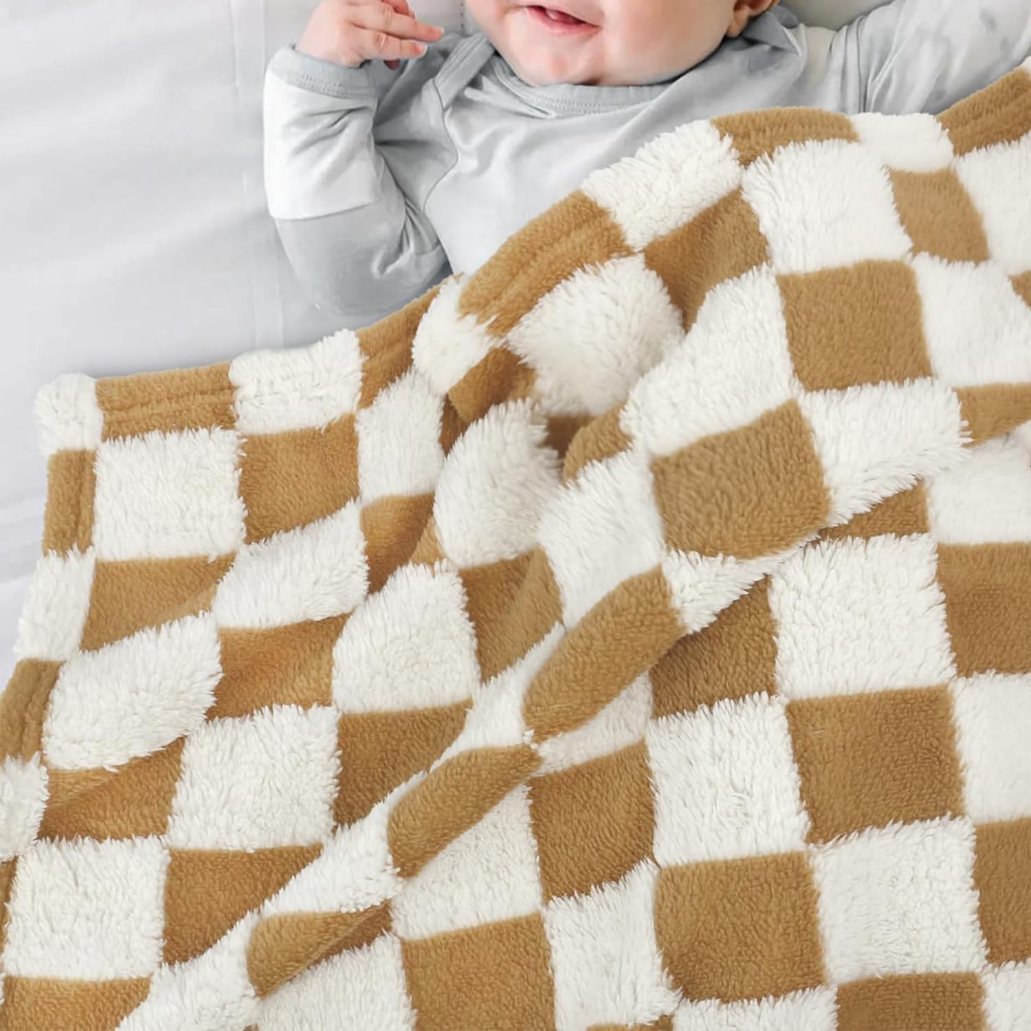 HOMRITAR multi-use blanket doubles as swaddle and nursing cover