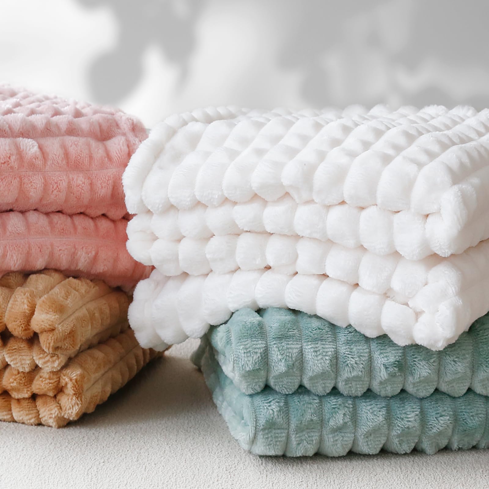 HOMRITAR Multi-use blanket serves as burp cloth and cover.