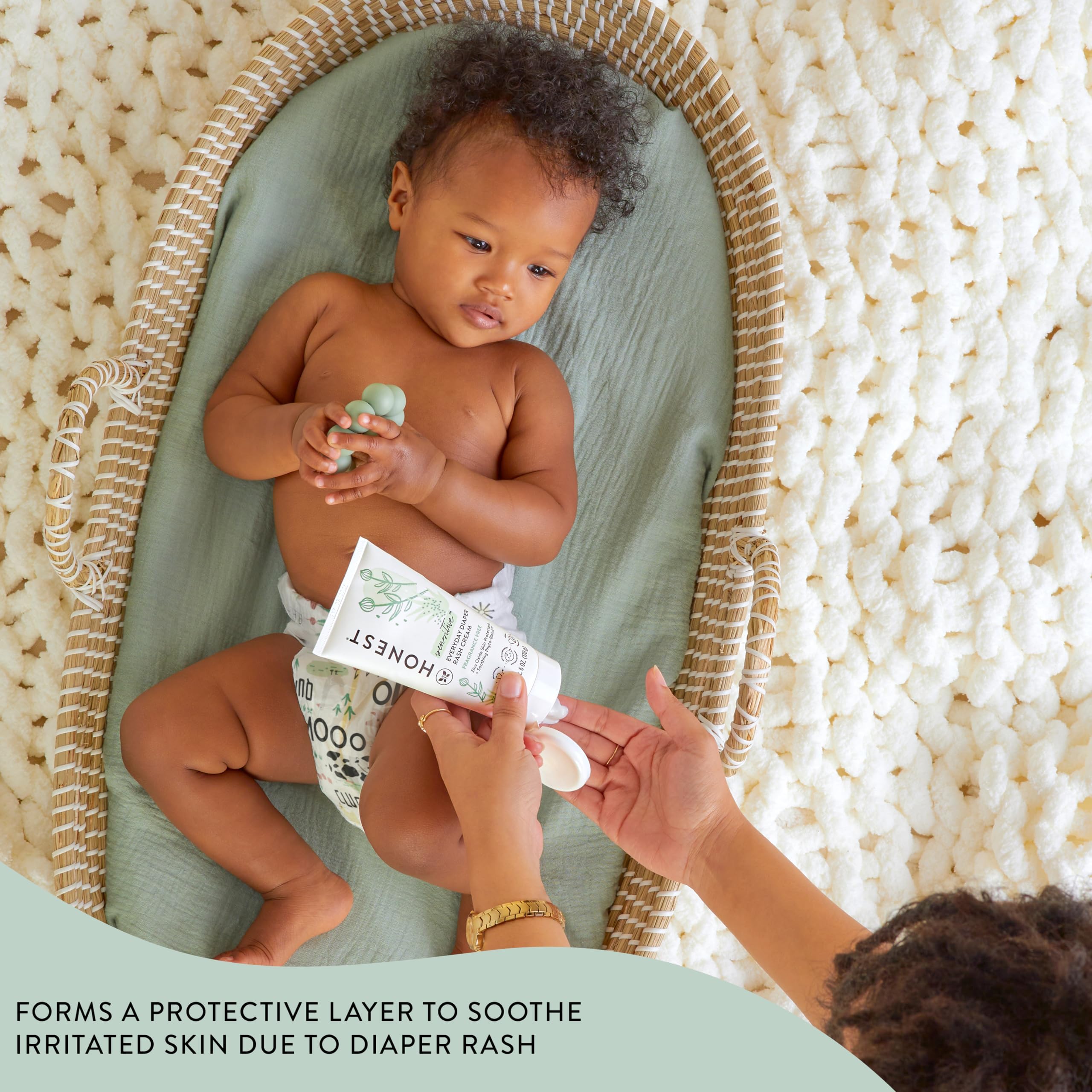 Application on baby’s skin demonstrates easy glide and moisture barrier.