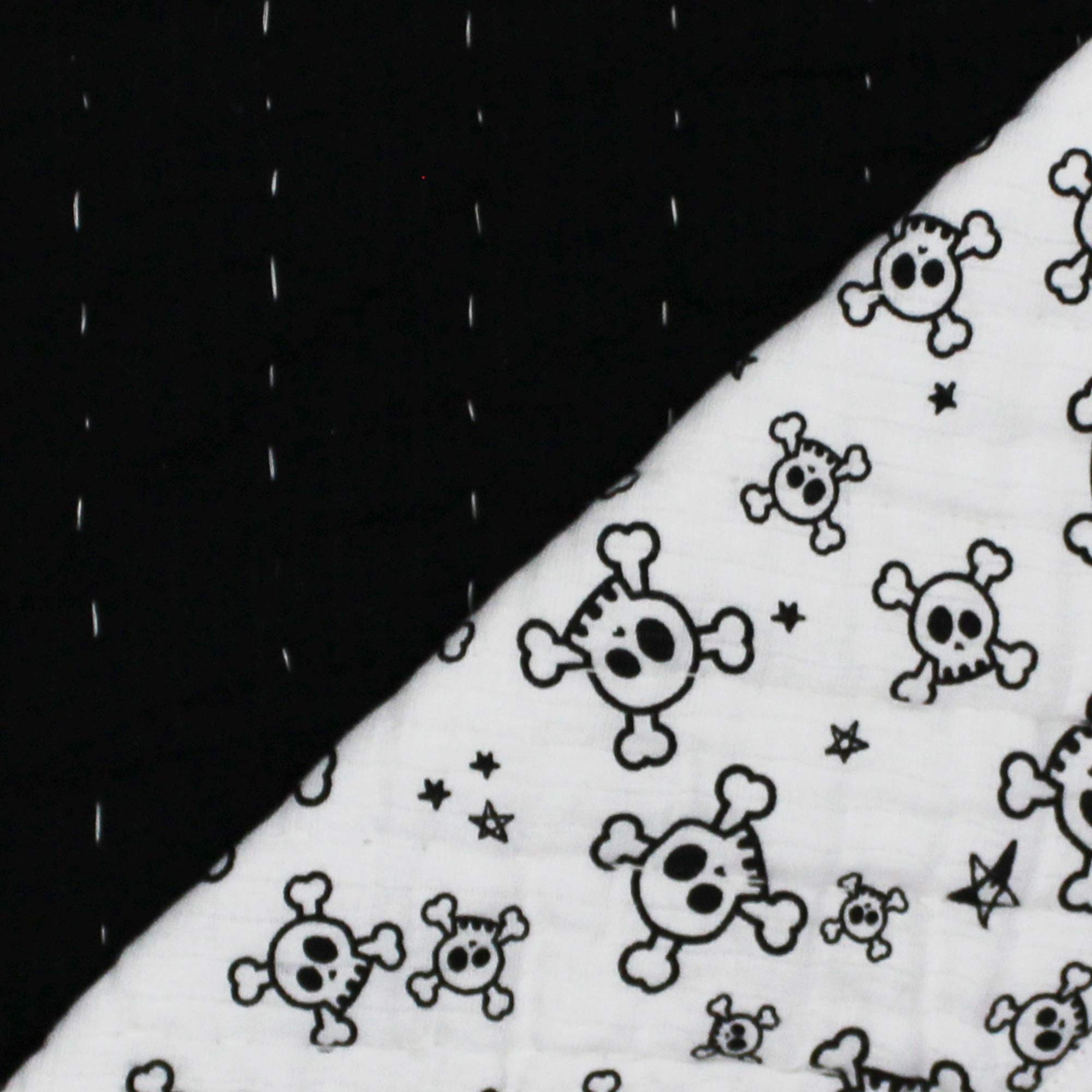 HonestBaby blanket on tummy-time mat illustrating ample 35x35 inches for play