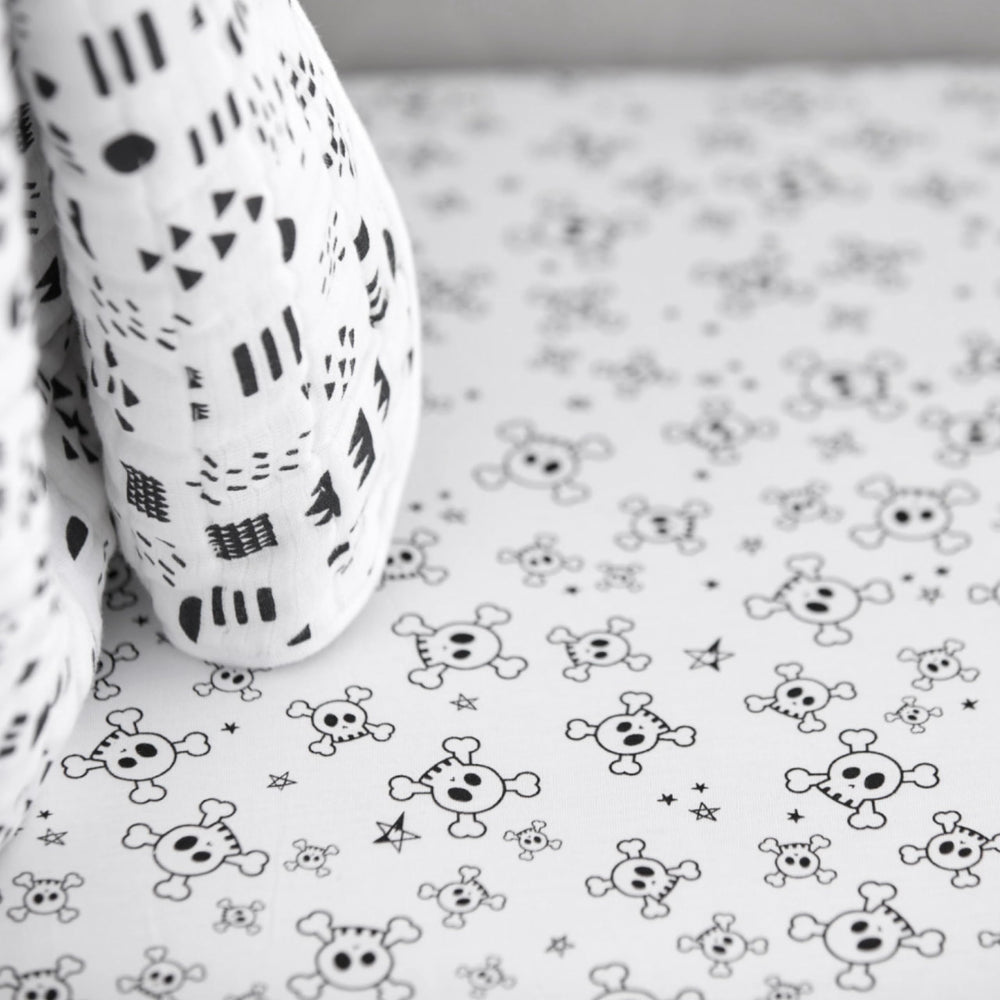 HonestBaby Rose Blossom coordinates with nursery decor for cohesive styling.