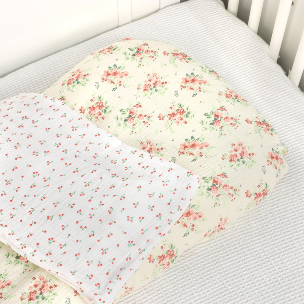 Great baby shower gift: Hooyax floral lounger cover for parents