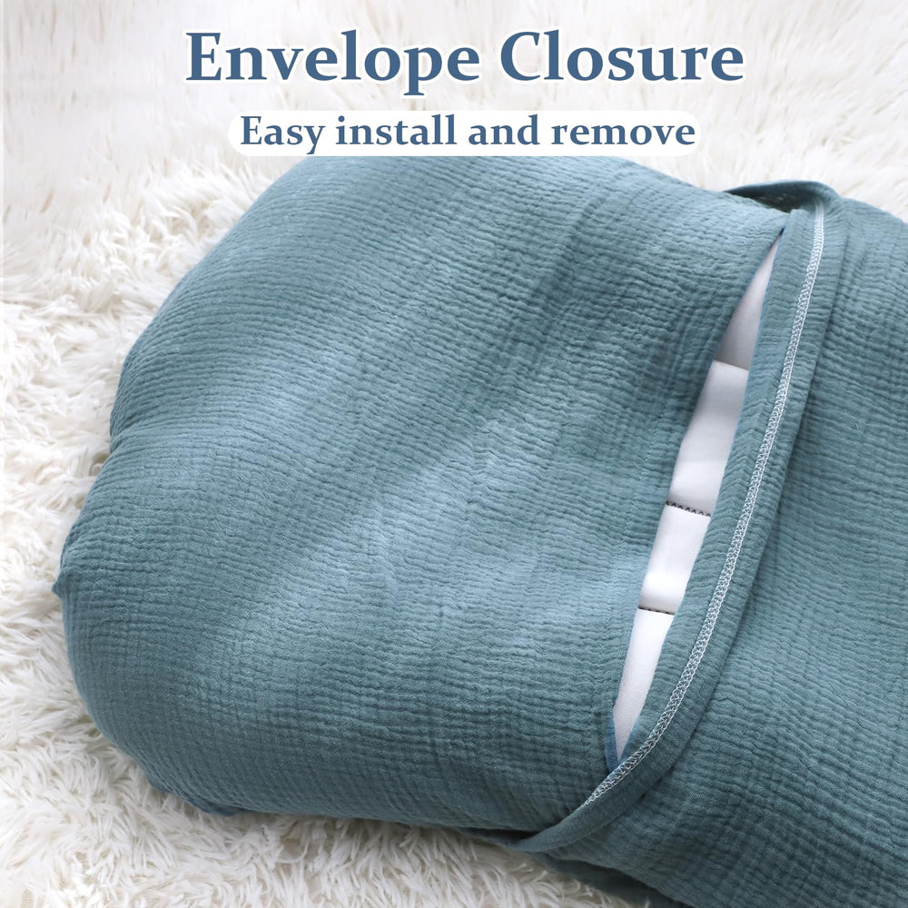 Hooyax breathable all-season lounger cover keeps baby comfortable.