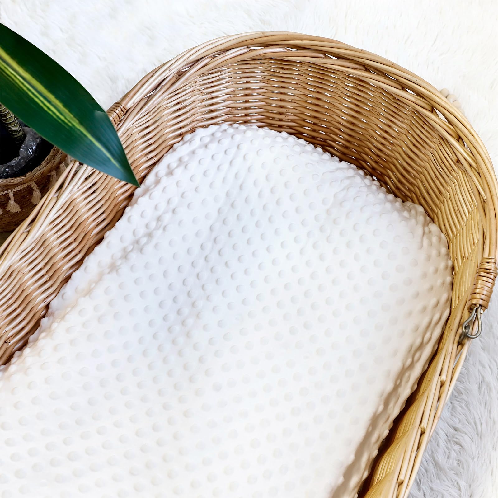 Hooyax cover is a thoughtful gift for baby showers and newborns