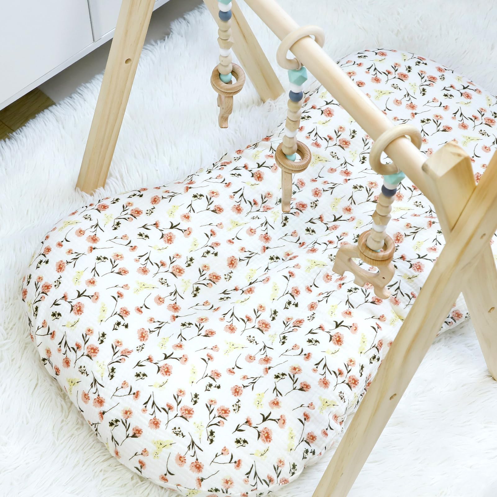 Fits most standard loungers for convenient, mess-friendly use.