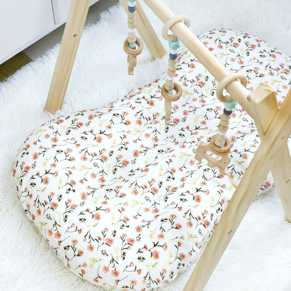 Fits most standard loungers for convenient, mess-friendly use.
