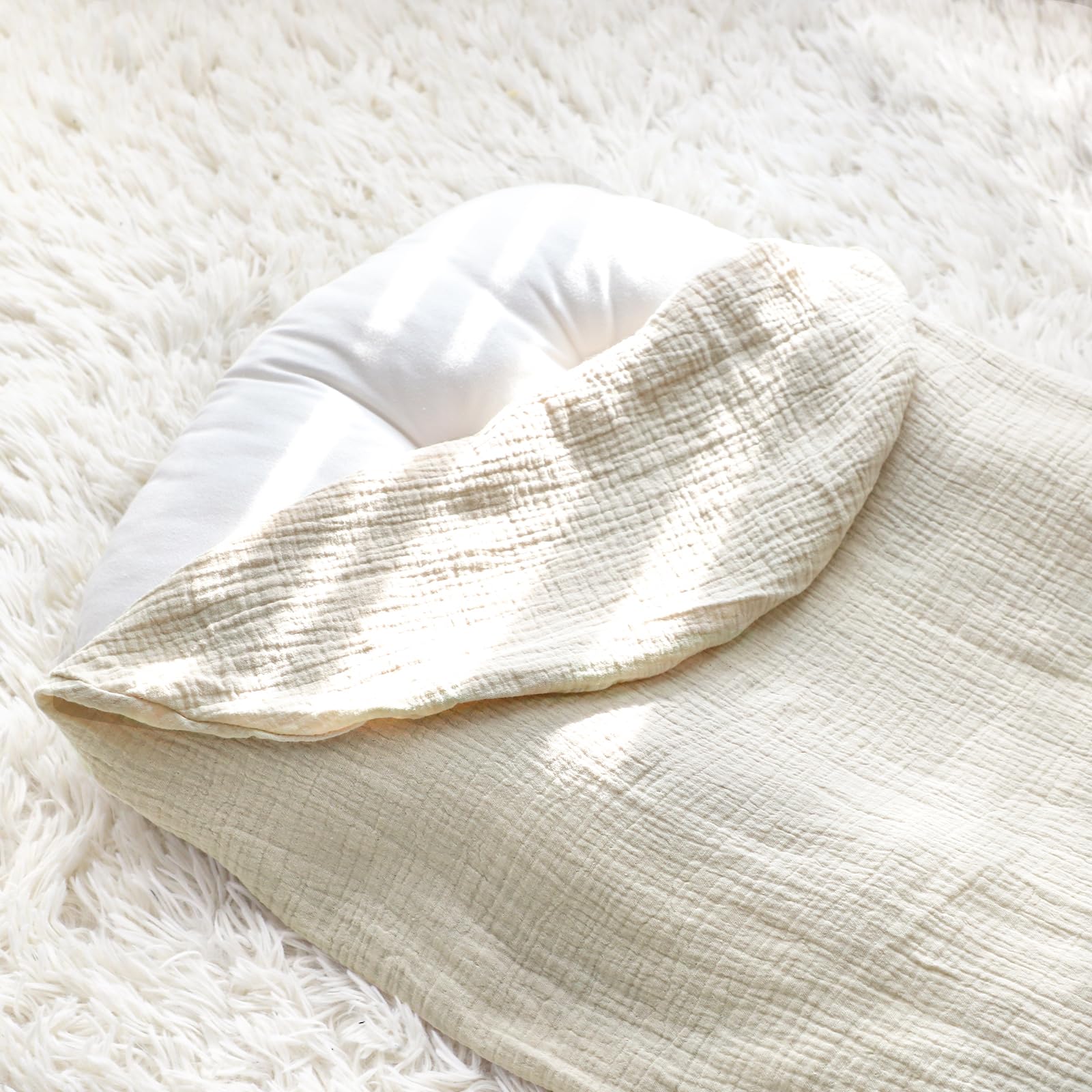 Hooyax cream cover closeup shows ultra-soft second-skin feel