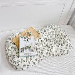 Hooyax lounger cover features reinforced stitching for lasting use.