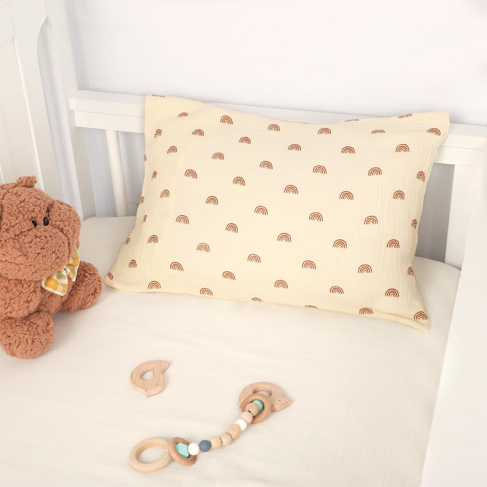Hooyax breathable muslin pillowcase supports cozy naps